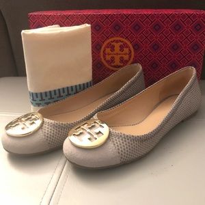 Tory Burch Serena Karina Grey Gray Gold Flats